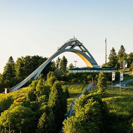 Апартаменты Deluxe For 4 - Free Private Parking - Private Terrace - Private Storage *