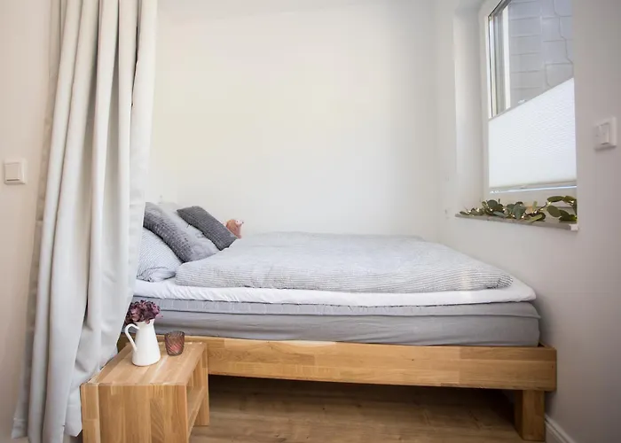 Deluxe For 4 - Free Private Parking - Private Terrace - Private Storage