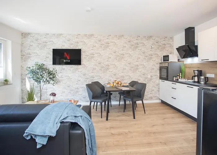 Apartamento Deluxe For 4 - Free Private Parking - Private Terrace - Private Storage Winterberg