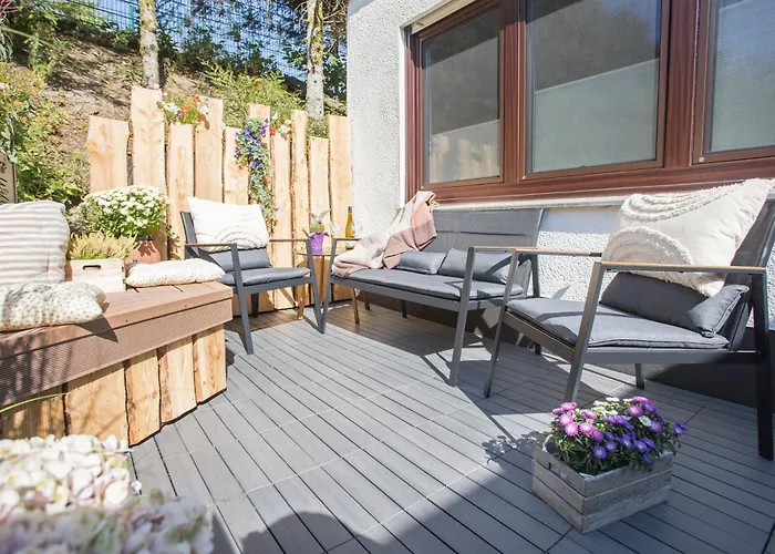 Deluxe For 4 - Free Private Parking - Private Terrace - Private Storage Apartment Winterberg