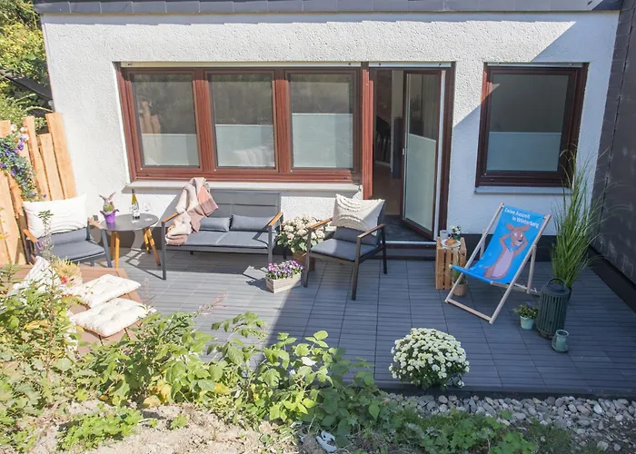 Deluxe For 4 - Free Private Parking - Private Terrace - Private Storage *