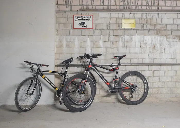 Apartamento Deluxe For 4 - Free Private Parking - Private Terrace - Private Storage