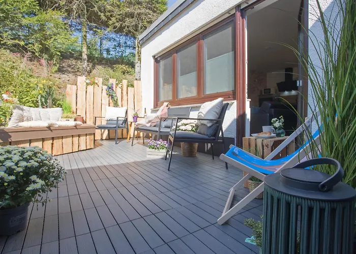 Deluxe For 4 - Free Private Parking - Private Terrace - Private Storage Winterberg